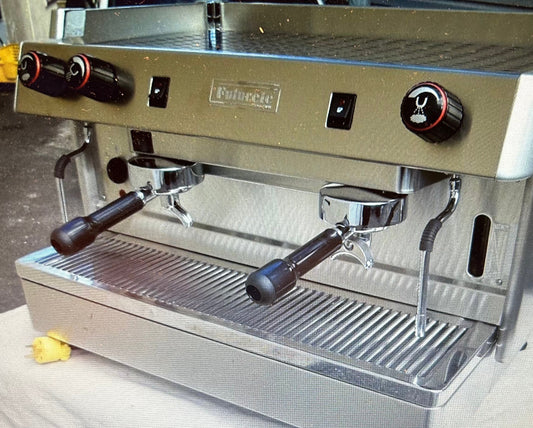 Futurete - Oberon Espresso Machine - 2+3 Group